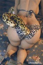 Tío Follando Con Muñeca Sexual - Belia - Imagen 2