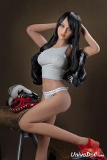 Hermano Usa Muñeca Sexual - Mavis