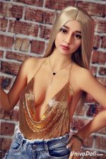 Tío Gordo Follando Con Muñeca Sexual - Cammi