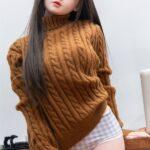 Chica Comiendo Culo A Muñeca Sexual - Storm