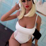 Culo Y Tetas De Muñeca Sexual - Lacie