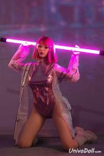 Corrida En Muñeca Sexual Con Tetas Grandes - Midge - Imagen 13