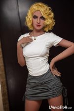 Porno Con Muñeca Sexual De Mentira - JoAnn