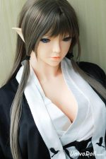 Follando Con Una Muñeca Sexual Grande - Phuong - Imagen 7