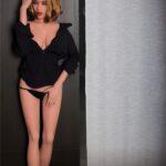 Mi Madre Es Mi Muñeca Sexual - Mirta