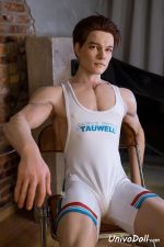 Chico Bien Dotado Con Muñeca Sexual - Nicole