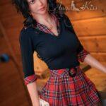 Pequeña Muñeca Sexual Viva - Binnie