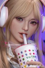 Quién Invitó A Una Muñeca Sexual - Ardelia - Imagen 11