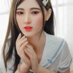 Muñeca Sexual China Frente A Muñeca Estadounidense - Margalo