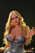 Adolescente Árabe Montando Una Muñeca Sexual - Sherilyn