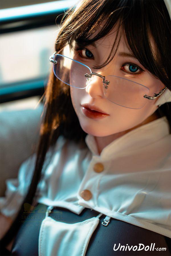 thailand-sex-doll-dBy77v11 Chico Se Folla A Muñeca Sexual Pequeña - Herminia - Imagen 1